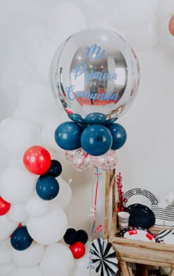 Decoración con globos para comunión