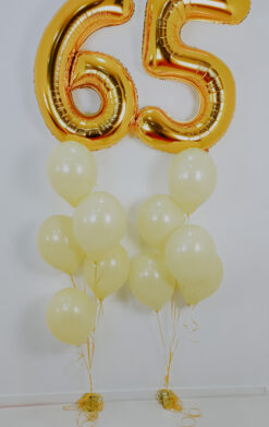 Felices 65 amarillo