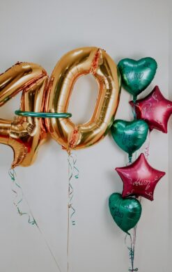 Felices 40 Dorado y Corazones